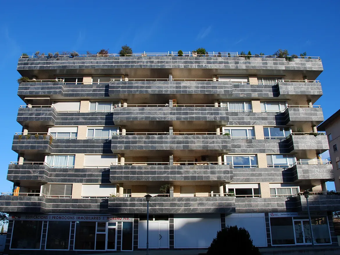 Obra de Edificaciones Moreno en l'Ató Bisbe, Vic